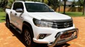 Hilux Right Front
