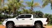 Hilux Side view